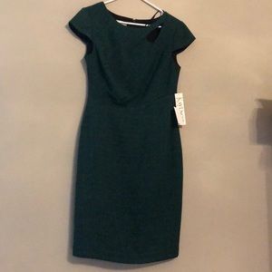 Kay Unger Green / Black Dress